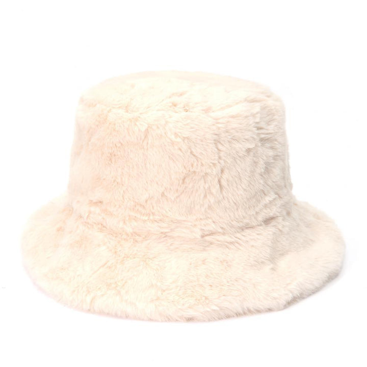 Puszysty kapelusz bucket w krowie łaty