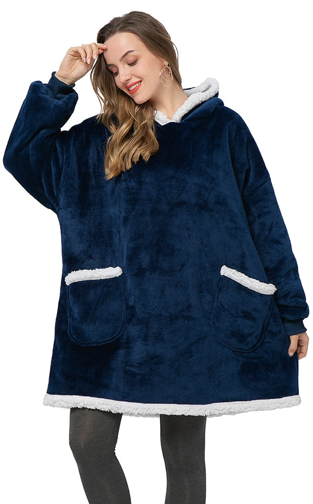 Bluza-koc z polaru z dużym kapturem i kieszeniami