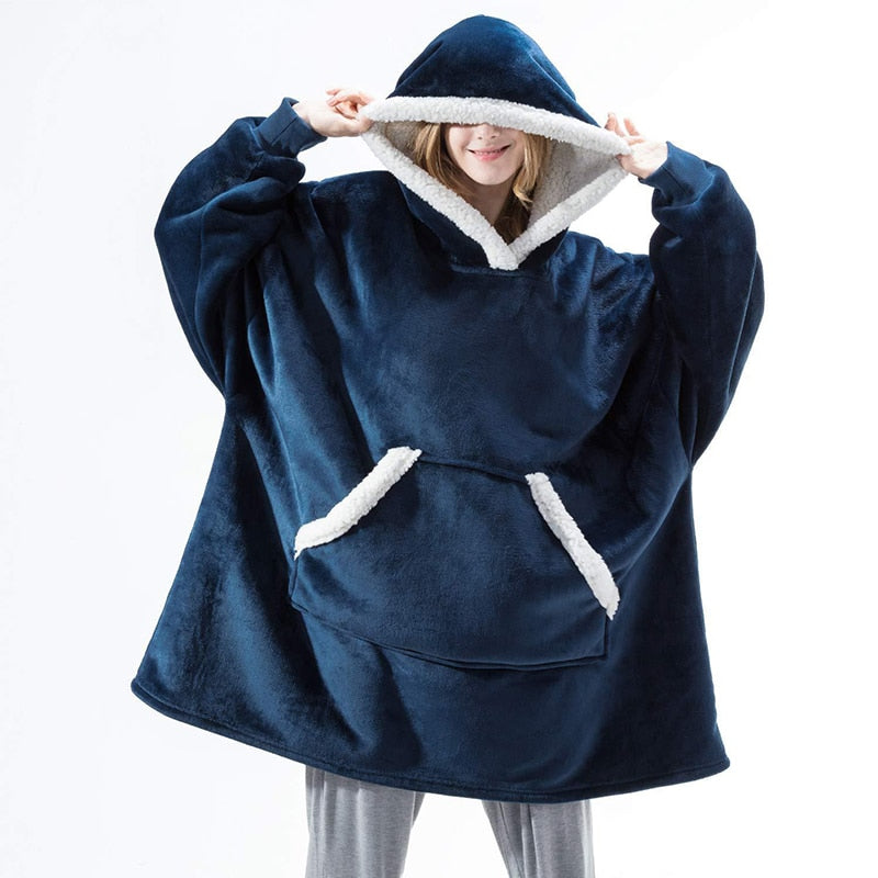 Bluza-koc z polaru z dużym kapturem i kieszeniami