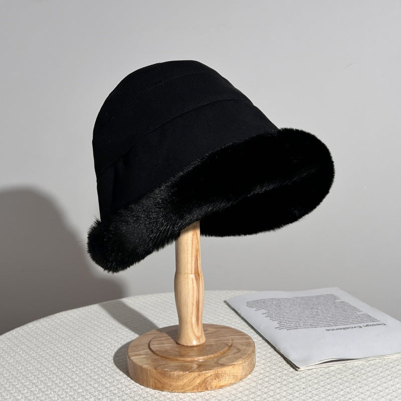 Damska czapka beanie ze sztucznego futra, miękka i elegancka