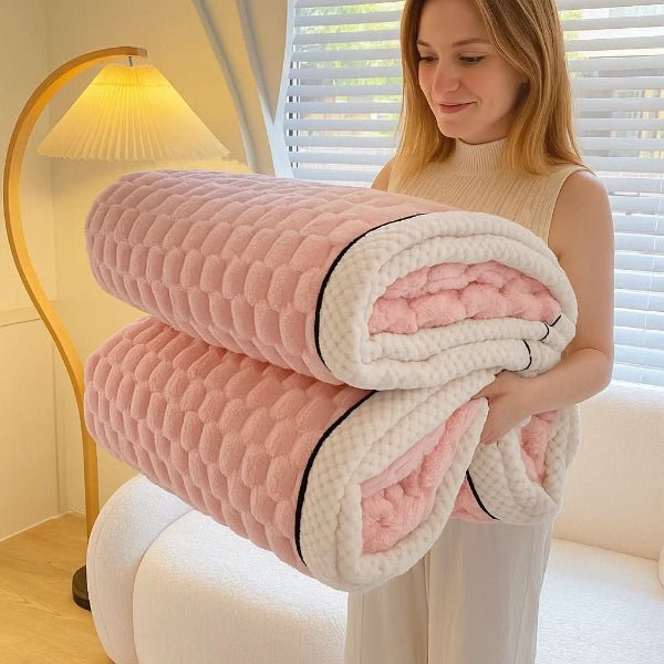 Miękki koc z polaru sherpa o eleganckiej fakturze