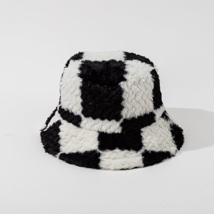 Otulena Pluszowy kapelusz bucket w szachownicę