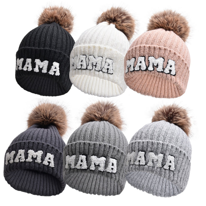 Czarne czapki MAMA i MINI z pomponem