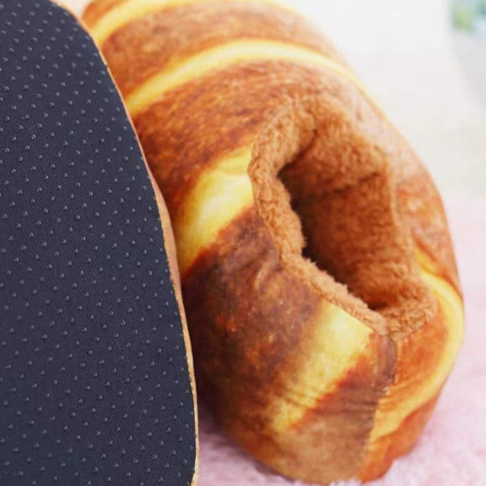 Otulena™ Zabawne kapcie tost z polarową podszewką i ściągaczem